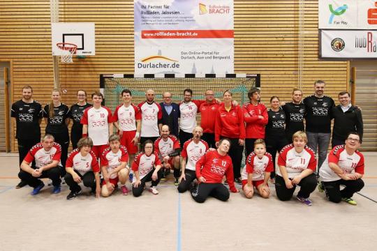 GGG unterstützt die Durlacher Turnados mit Trikots